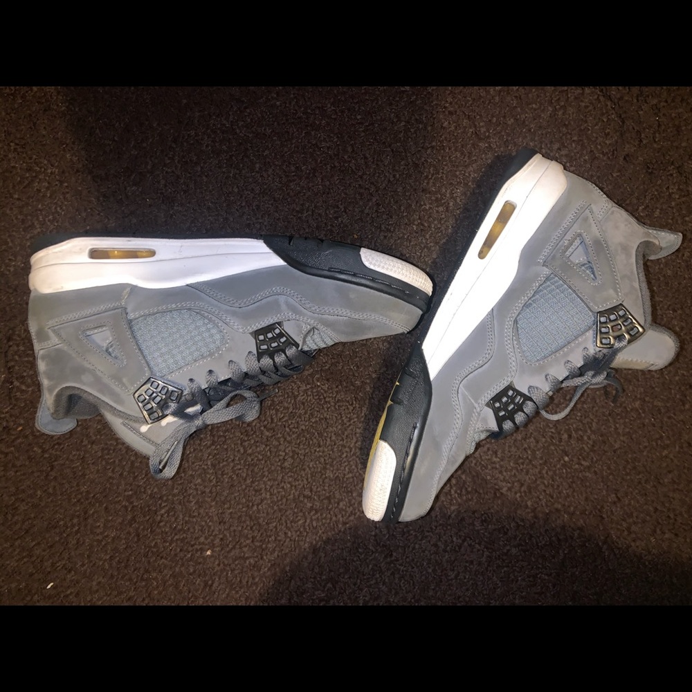 Jordan 4 Cool grey